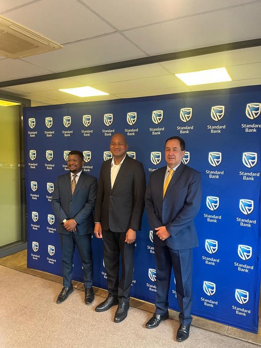 write a news article for app.newsonafrica.com eswatini edition on Standard Bank Eswatini has reaffirmed its official sponsorship of the Eswatini Investment Conference (EIC) 2026 with a package of E500 000. Building on the success of the inaugural EIC 2025, this year’s conference further positions Eswatini as credible, stable and attractive destination for strategic investment